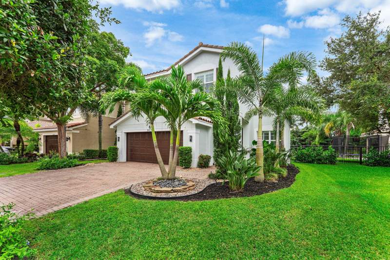 5 bedroom Single Family Residence at 8421 Calabria Lakes Drive, Canyon Trails, Boynton Beach — photo 4