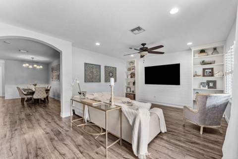 8421 Calabria Lakes Drive, Boynton Beach FL - photo 11 of 74