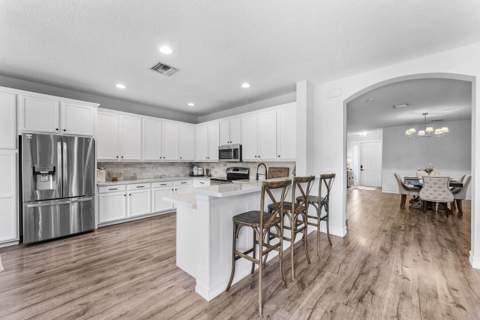 8421 Calabria Lakes Drive, Boynton Beach FL - photo 13 of 74