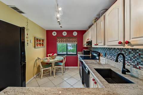 7956 Eastlake Drive #Unit 16b, Boca Raton FL - photo 15 of 31
