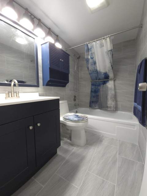 208 Kent M, West Palm Beach FL - photo 10 of 40