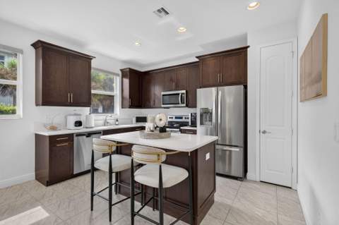 6994 Pines Circle, Coconut Creek FL - photo 17 of 63