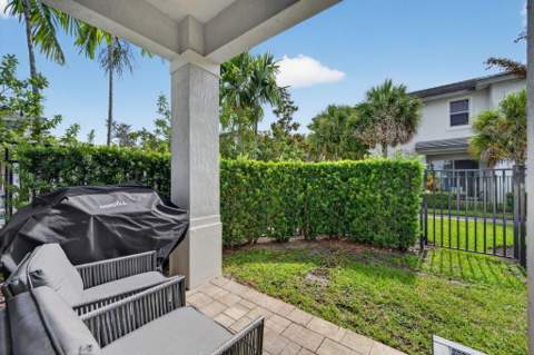 6994 Pines Circle, Coconut Creek FL - photo 22 of 63