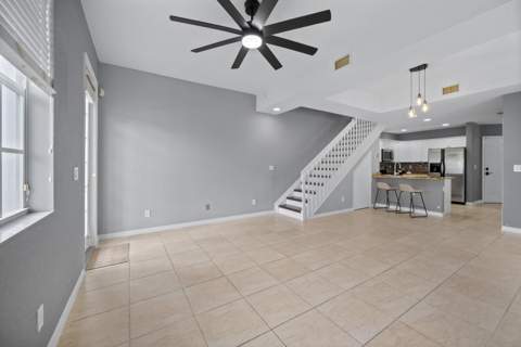 902 S Federal Highway #8, Lake Worth Beach FL - photo 10 of 29