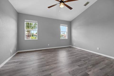 902 S Federal Highway #8, Lake Worth Beach FL - photo 14 of 29