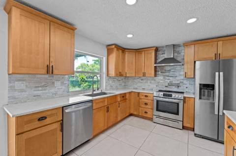 8560 NW 2nd Street, Coral Springs FL - photo 24 of 50