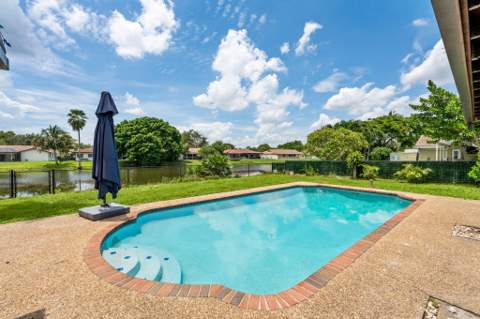 8560 NW 2nd Street, Coral Springs FL - photo 7 of 50