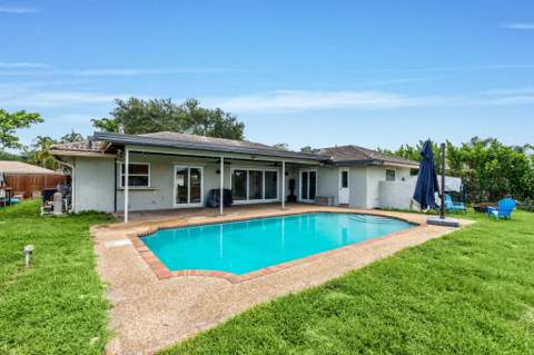 8560 NW 2nd Street, Coral Springs FL - photo 13 of 50