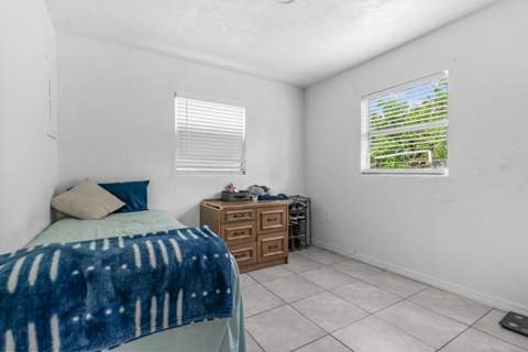 1810 N 16th Court, Fort Pierce FL - photo 13 of 19
