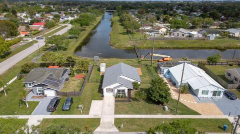 1240 Grandview Circle, Royal Palm Beach FL - photo 24 of 40