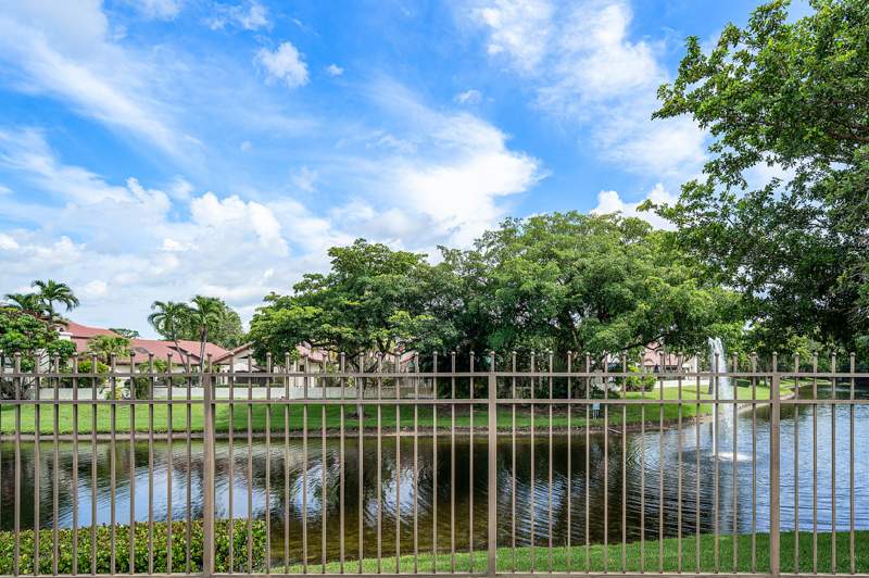 2 bedroom Single Family Residence at 21874 Town Place Drive #21874, Town Place Club Villas, Boca Raton — photo 2