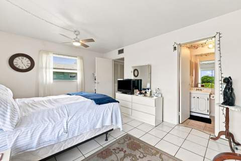 91 Flanders B, Delray Beach FL - photo 21 of 34