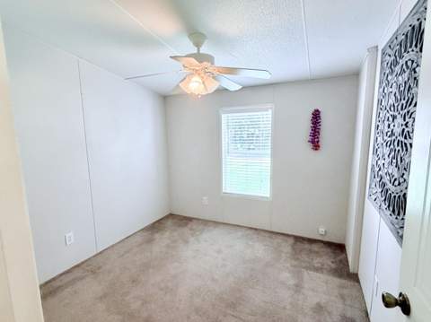 5192 Amy Lane, Fort Pierce FL - photo 23 of 44