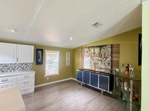 5192 Amy Lane, Fort Pierce FL - photo 7 of 44