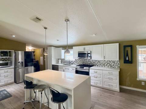 5192 Amy Lane, Fort Pierce FL - photo 8 of 44