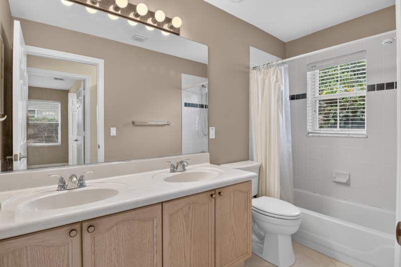 3 bedroom Single Family Residence at 6783 Las Colinas Court, Winston Trails Par 6, Lake Worth — photo 5