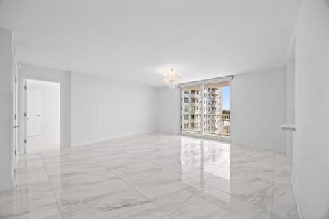 137 Golden Isles Drive #914, Hallandale Beach FL - photo 10 of 60