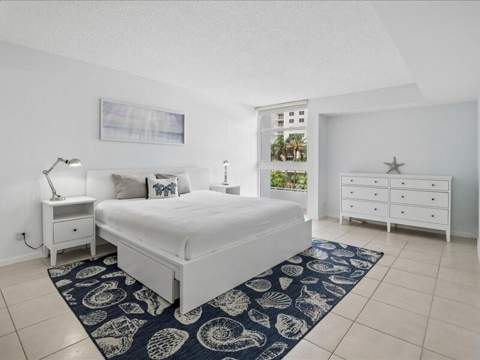 1370 S Ocean Boulevard #305, Pompano Beach FL - photo 9 of 27