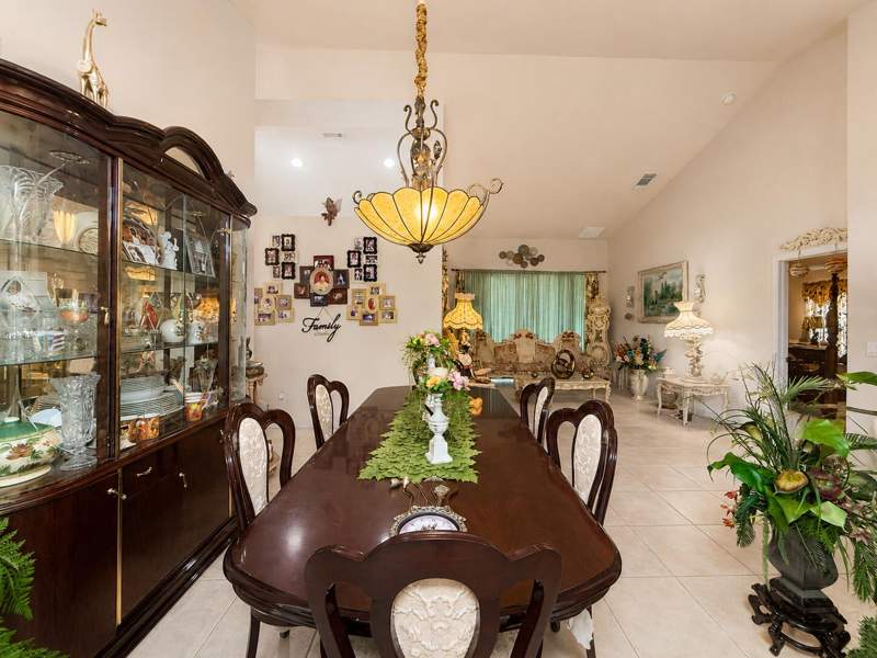 4 bedroom Single Family Residence at 609 SW Jada Road, Port St Lucie Section 21, Port St. Lucie — photo 5