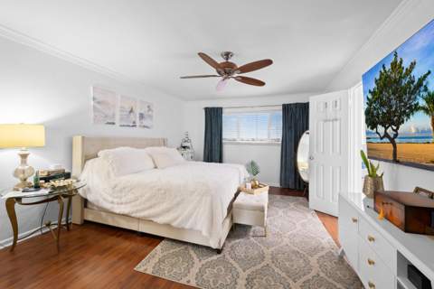 1040 Crystal Lake Drive #4, Deerfield Beach FL - photo 9 of 29