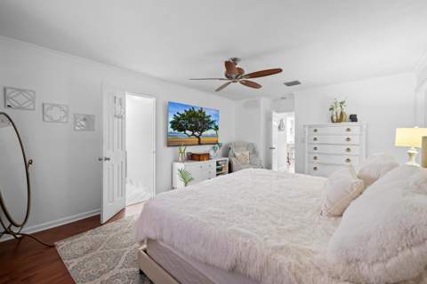 1040 Crystal Lake Drive #4, Deerfield Beach FL - photo 10 of 29