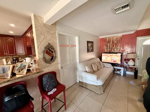 6238 SW 7th Street, Margate FL - photo 7 of 21