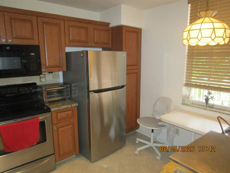 2 bedroom Condominium at 10422 NW 24th Place #307, Sunrise Lakes 209 Condo, Sunrise — photo 2