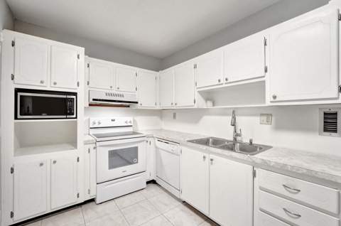 4250 Galt Ocean Drive #9C, Fort Lauderdale FL - photo 18 of 45