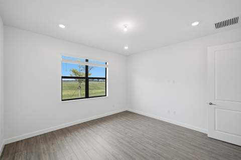 11018 NW Glynlea Boulevard, Port St. Lucie FL - photo 8 of 21