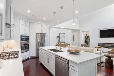 412 SE 4th Avenue, Delray Beach FL - photo 12 of 37