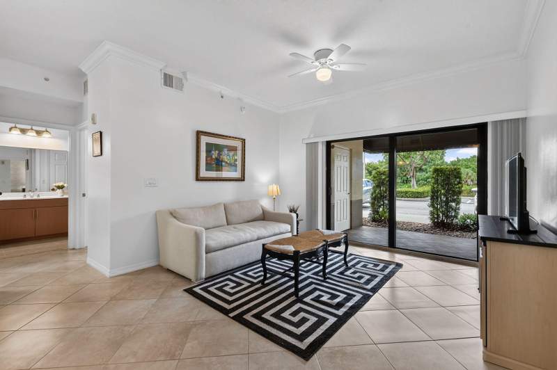 2 bedroom Condominium at 4903 Midtown Lane #3116, Residences At Midtown Condo, Palm Beach Gardens — photo 2
