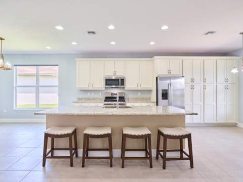 11837 SW Poseidon Way, Port St. Lucie FL - photo 10 of 69