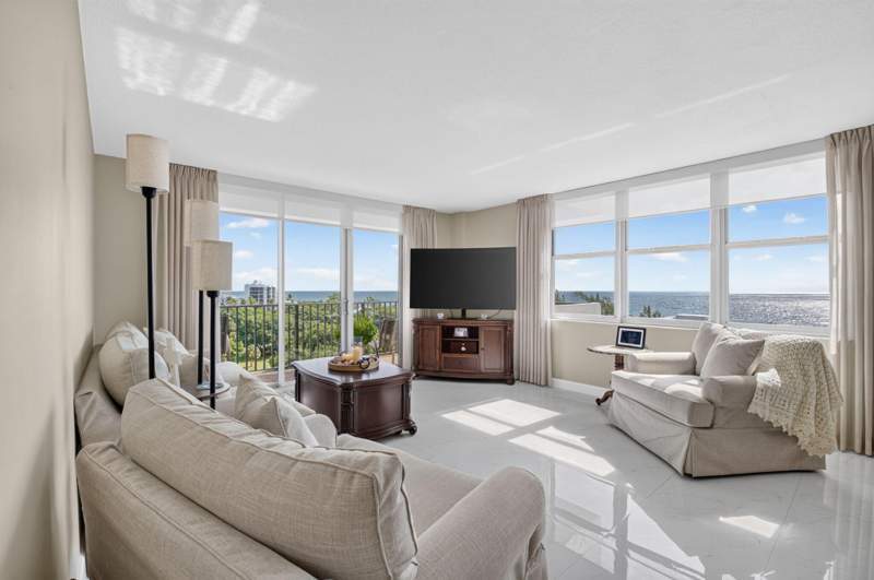 2 bedroom Condominium at 2121 N Ocean Boulevard #1008E, Boca Towers Condo Portion, Boca Raton — photo 4