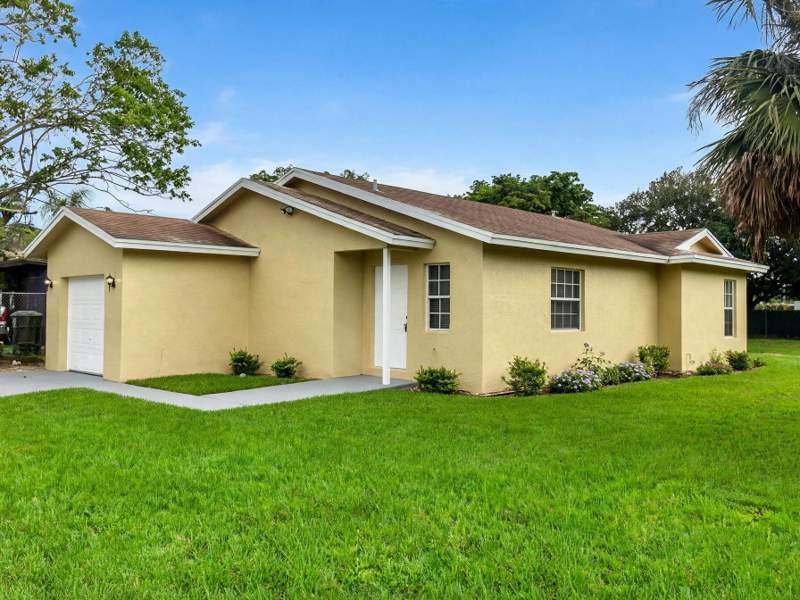 4 bedroom Single Family Residence at 1136 NW 5th Court, Tuskegee Park, Fort Lauderdale — photo 2