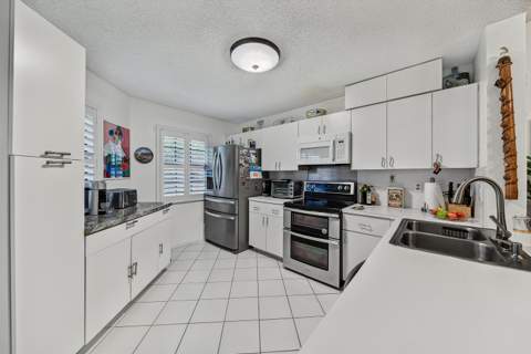 6674 Montego Bay Boulevard #D, Boca Raton FL - photo 13 of 29