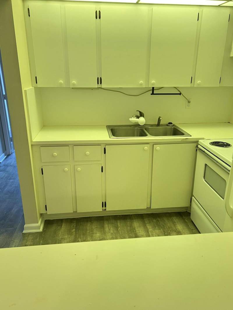 1 bedroom Condominium at 31 Norwich B #31, Century Village, West Palm Beach — photo 3