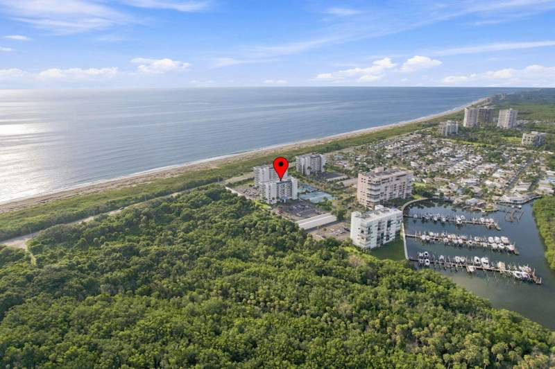 2 bedroom Condominium at 5163 N Hwy A1A #216, Ocean Harbour Condominium D, Fort Pierce — photo 4