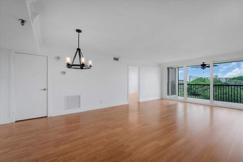 2 bedroom Condominium at 5280 NW 2nd Avenue #Ph-15, Boca Teeca, Boca Raton — photo 5