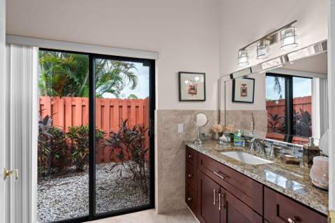 21082 Rustlewood Avenue, Boca Raton FL - photo 18 of 38