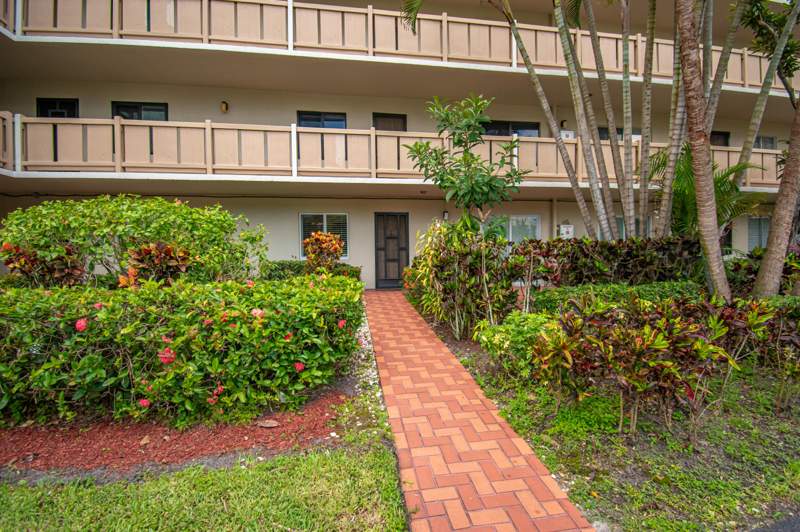 2 bedroom Condominium at 14360 Strathmore Lane #102, Huntington Lakes Sec One, Delray Beach — photo 3