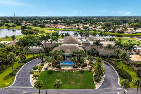 5569 Lakeview Mews Drive, Boynton Beach FL - photo 18 of 50