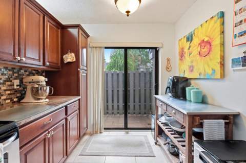 3435 Carambola Circle #2462, Coconut Creek FL - photo 15 of 32