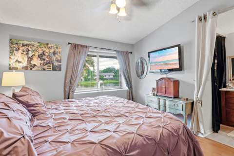 3435 Carambola Circle #2462, Coconut Creek FL - photo 23 of 32