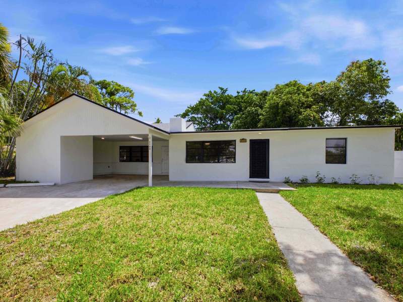 4 bedroom Single Family Residence at 6700 Forest Court, Shepley Estates, West Palm Beach — photo 3