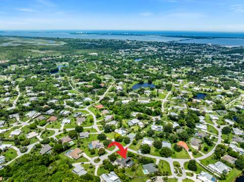 202 NE Flax Terrace, Jensen Beach FL - photo 7 of 51