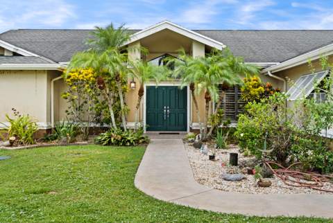 202 NE Flax Terrace, Jensen Beach FL - photo 11 of 51