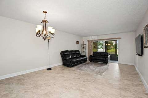 14360 Strathmore Lane #102, Delray Beach FL - photo 17 of 36