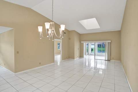 6394 Pointe Pleasant Circle, Delray Beach FL - photo 17 of 40