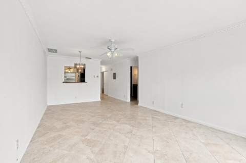 8829 Bella Vista Drive #282, Boca Raton FL - photo 10 of 43