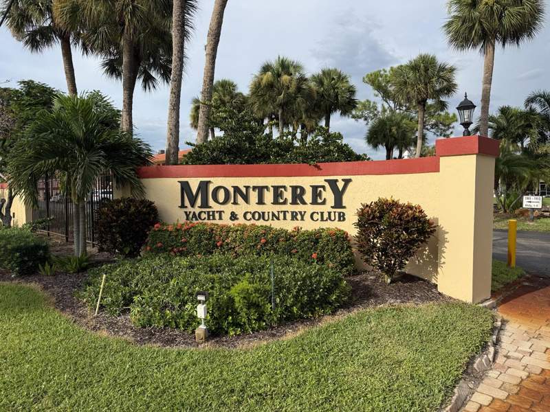 2 bedroom Condominium at 1979 SW Palm City Road #G, King Mountain Condo (Aka Monterey Yacht & Country, Stuart — photo 2